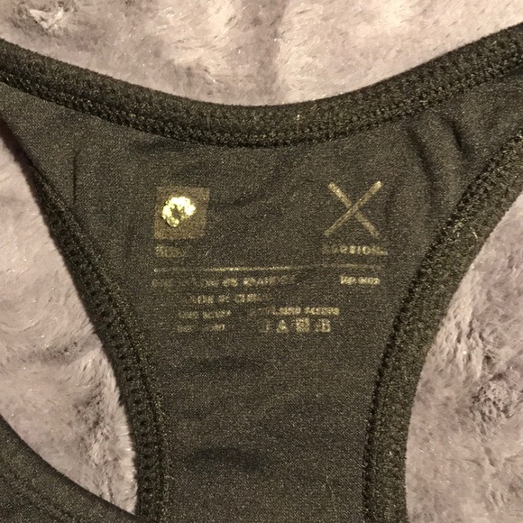 Black sports bra - Picture 2 of 3